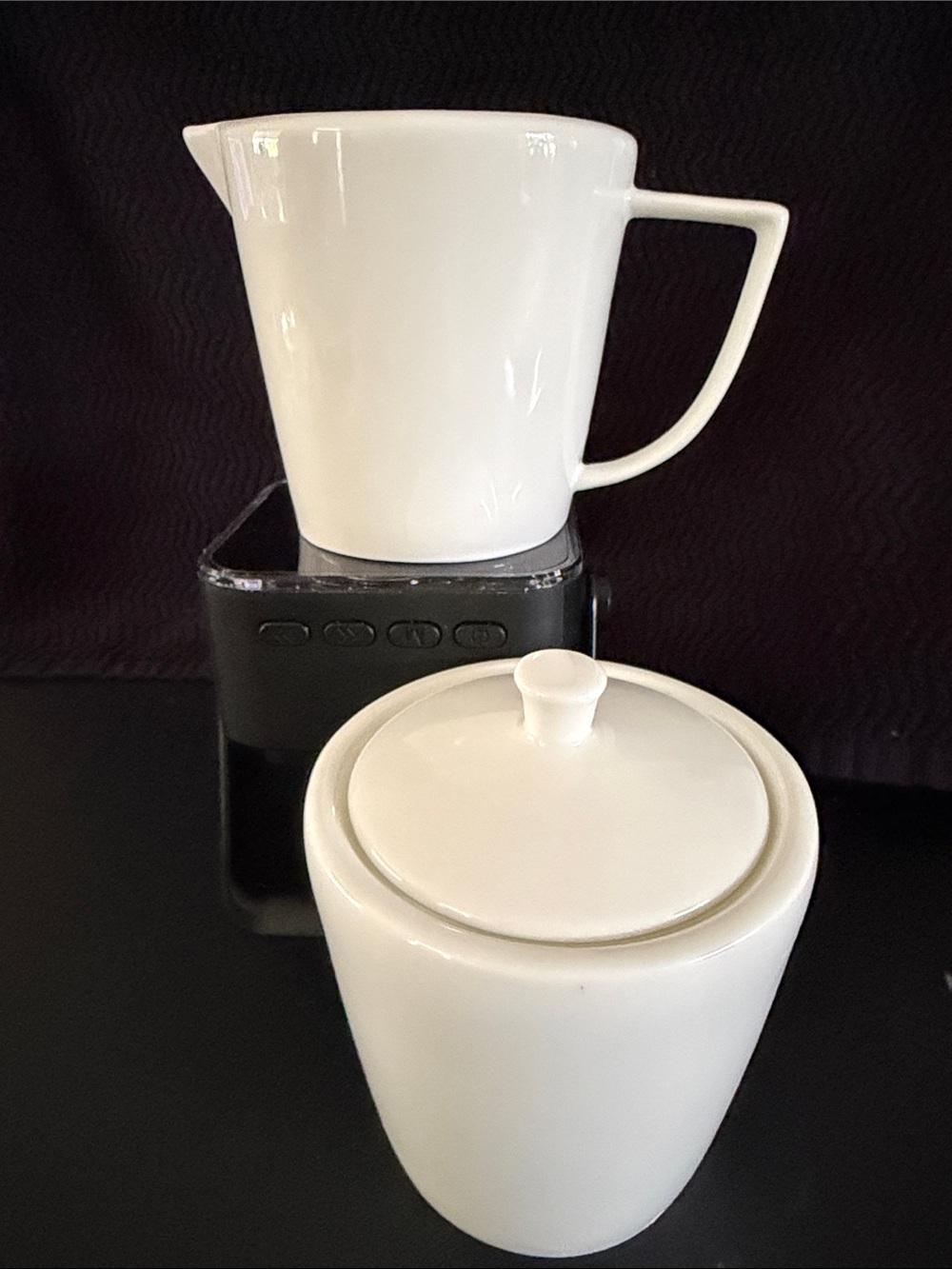 Ciroa Simplus, Elegant White Fine Bone China Creamer and Lidded Sugar Bowl Set